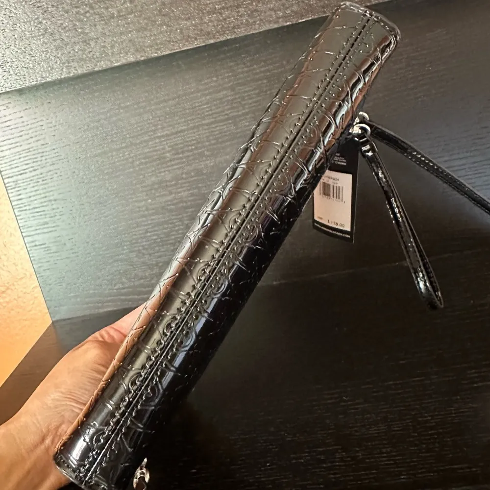 $178 KARL LAGERFELD shinny PATENT LEATHER detachable Crossbody/Wristlet 2 straps - Image 9