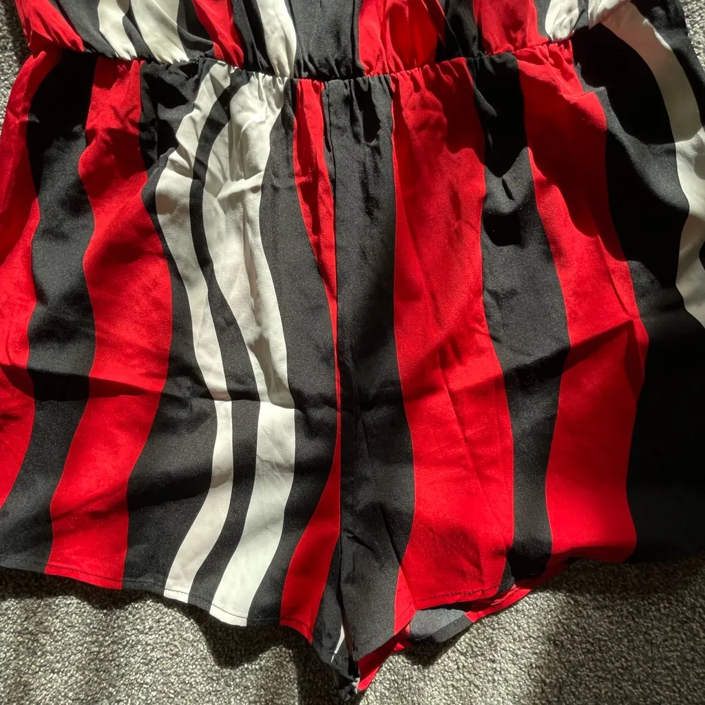 SHEIN Curve Romper: size 1XL - Image 2