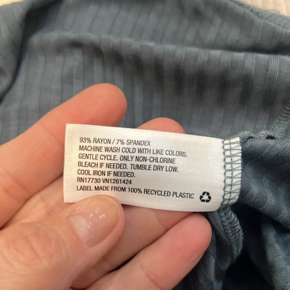 Wild Fable Women's Ruffled Strap Top - Dark blue gray size small. - Image 5