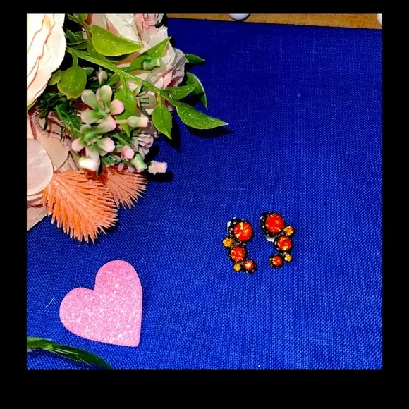 VINTAGE ESTATE 1940's AUSTRIAN METAL RHINESTONE CLIMBER CLIP - Image 2