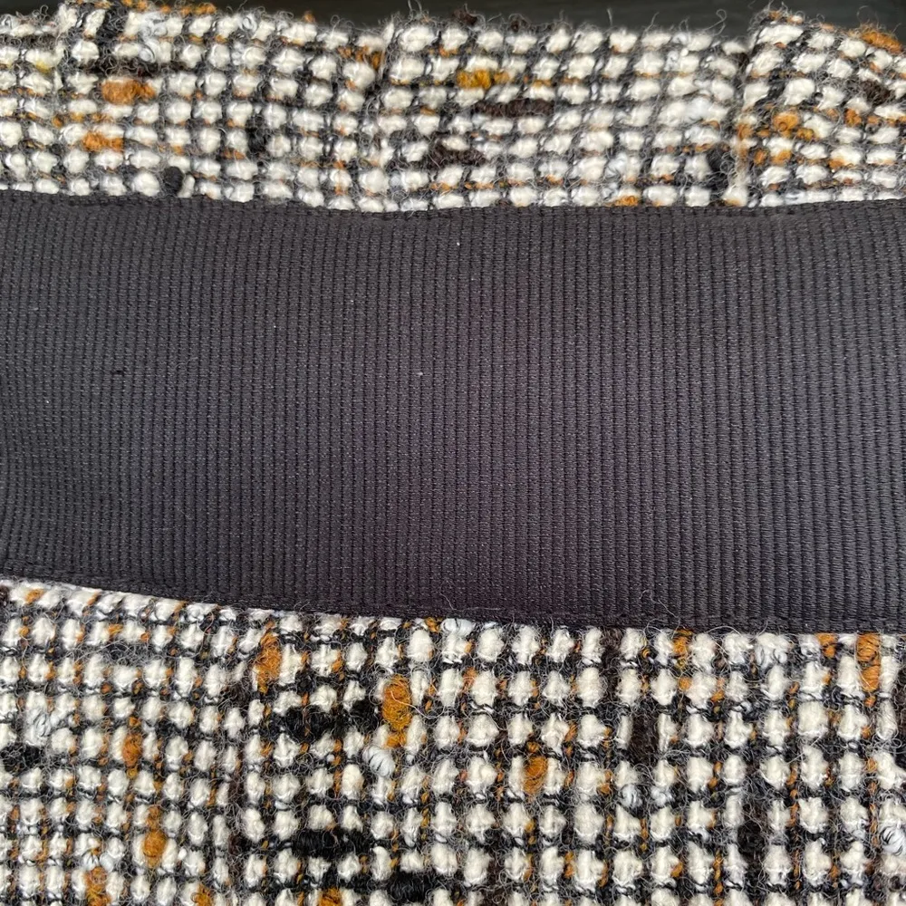 Classiques Entier Tweed Skirt - Image 4