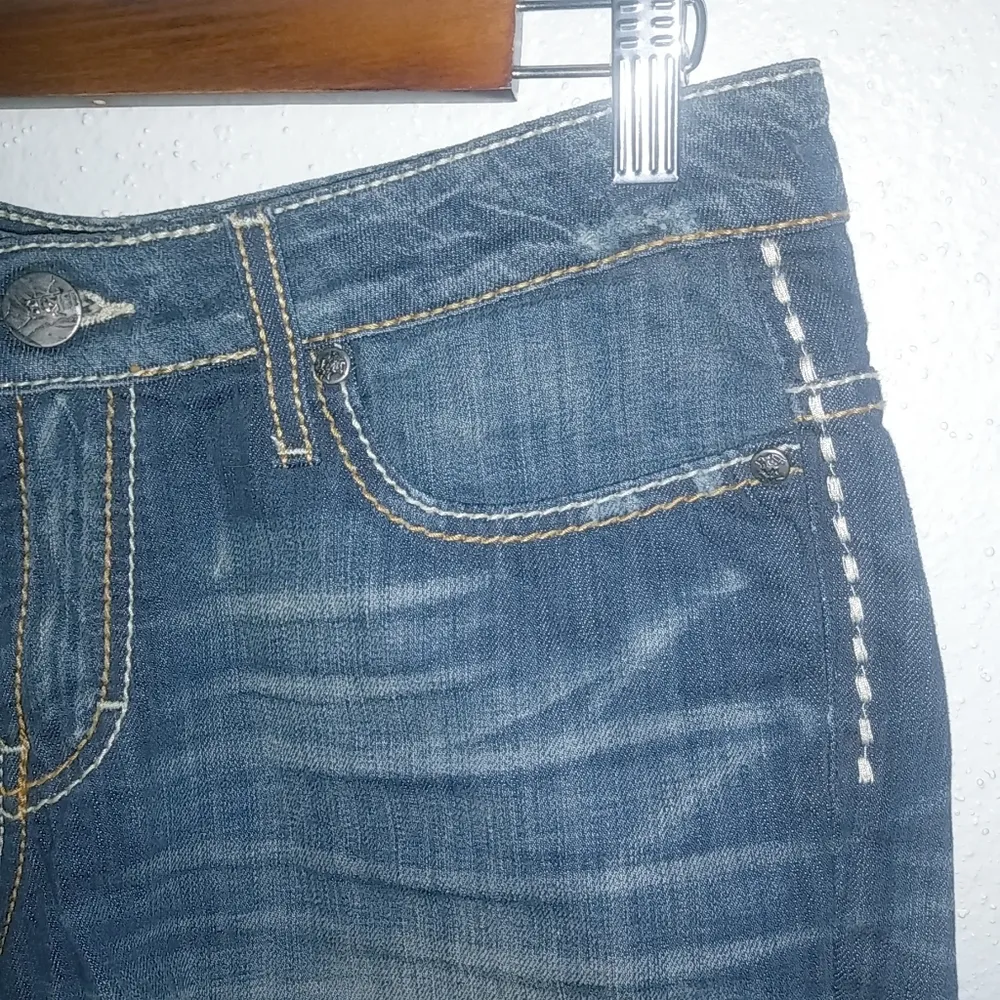 BKE Payton 28 Dark Wash Stitched Pocket Jeans Shorts - Image 8