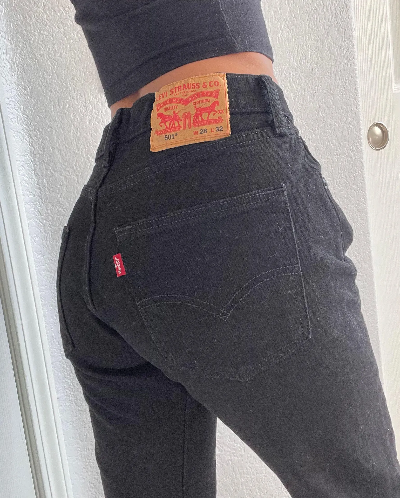 Vintage Levis mom Jeans 501 - Image 3