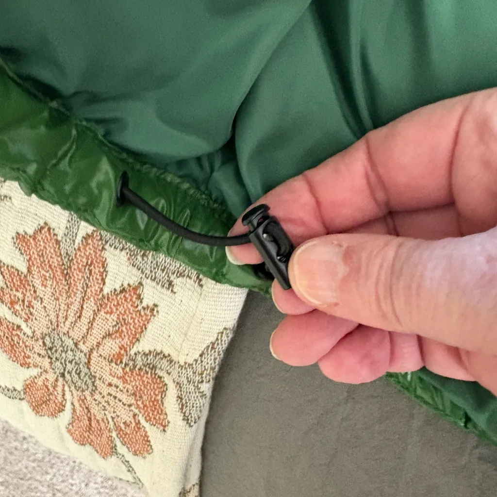 Bernardo Bernie Colorblocking At Its Vest. Size Small. - Image 11