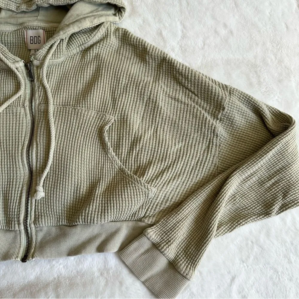 BDG Urban Outfitters Green Waffle Knit Zip Up Sweatshirt Size Small - Image 6
