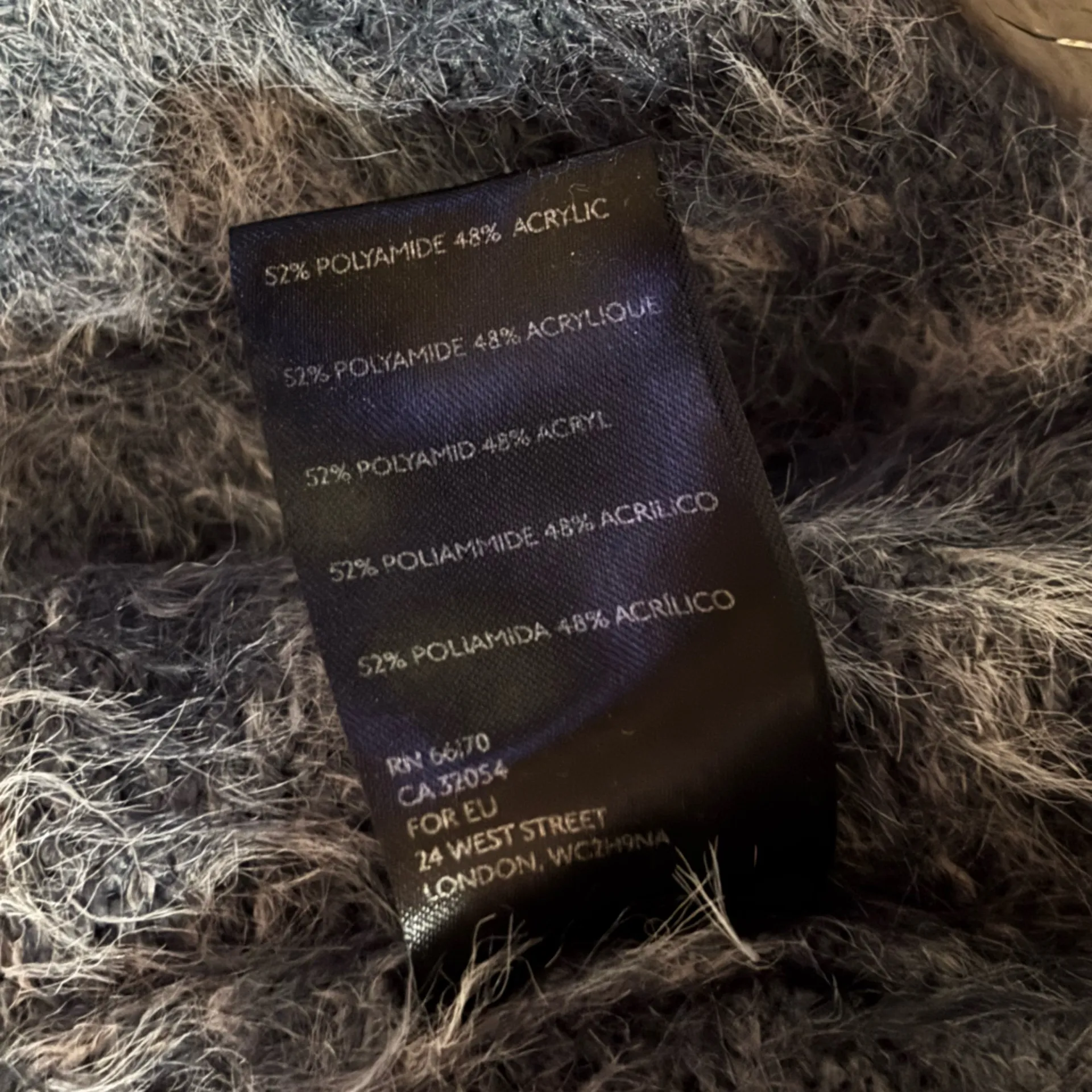 BDG Gray Fuzzy Women’s Fluffy Knit Pullover Sweater Size M - Image 12