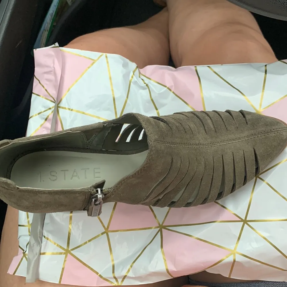 1. STATE Arnet Green Suede Leather Bootie *REPHOTOGRAPH* - Image 4