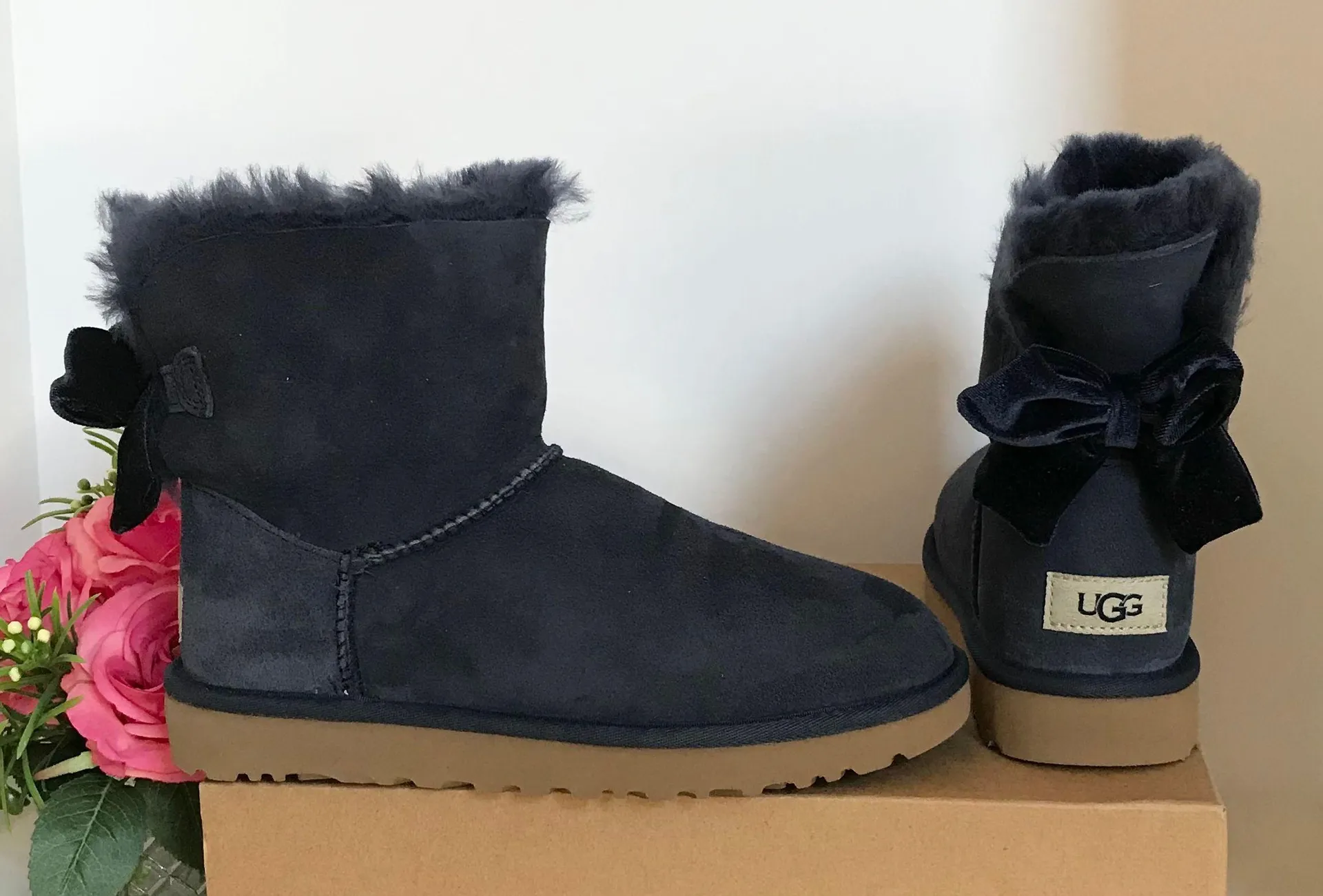 UGG Mini Bailey Bow II Velvet Ribbon - Image 3