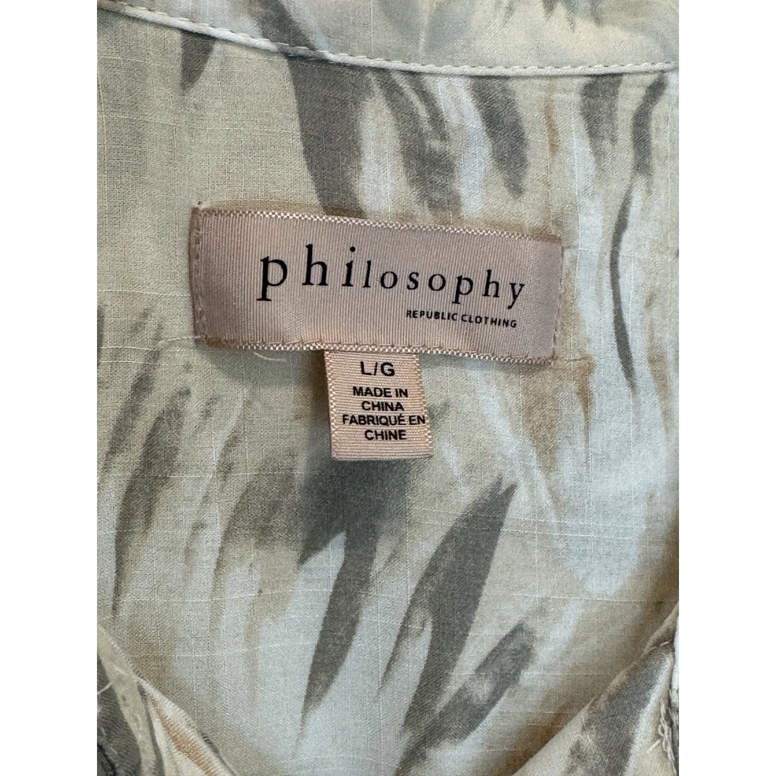 Philosophy  Tropical Palm Print Top Women's Large Raw Hem Short Sleeve Rayon - Image 3