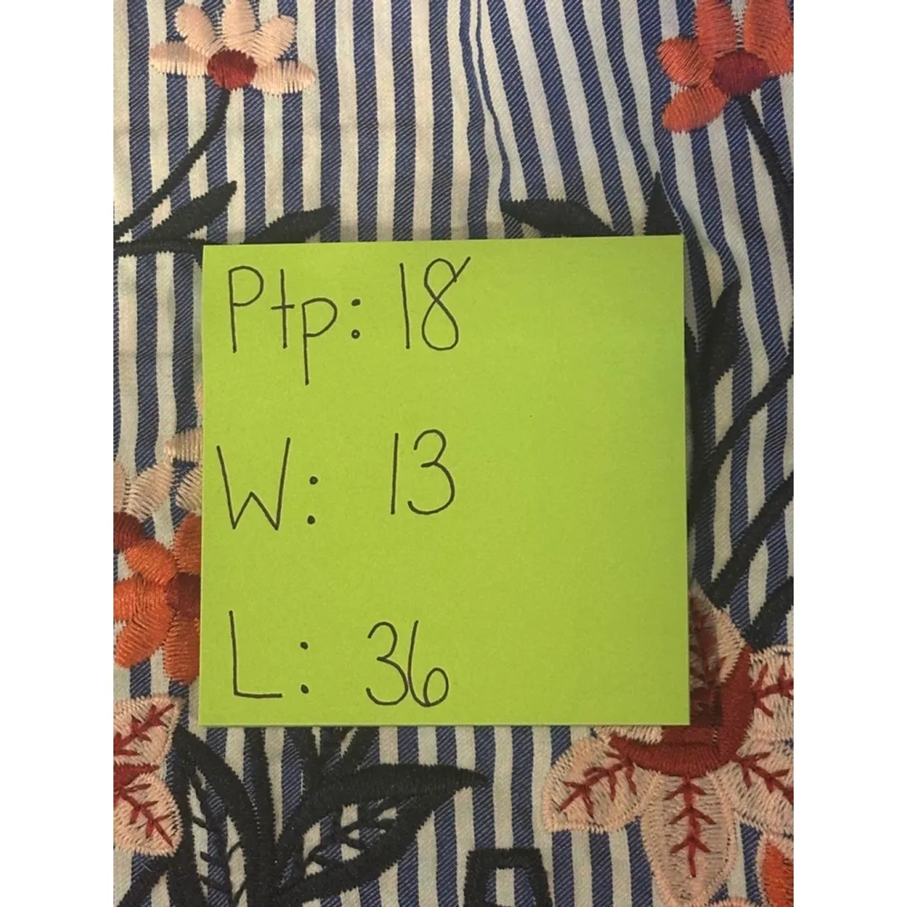 Westport Size 4 Blue & White Striped dress w. Bell sleeves and floral embroidery - Image 15