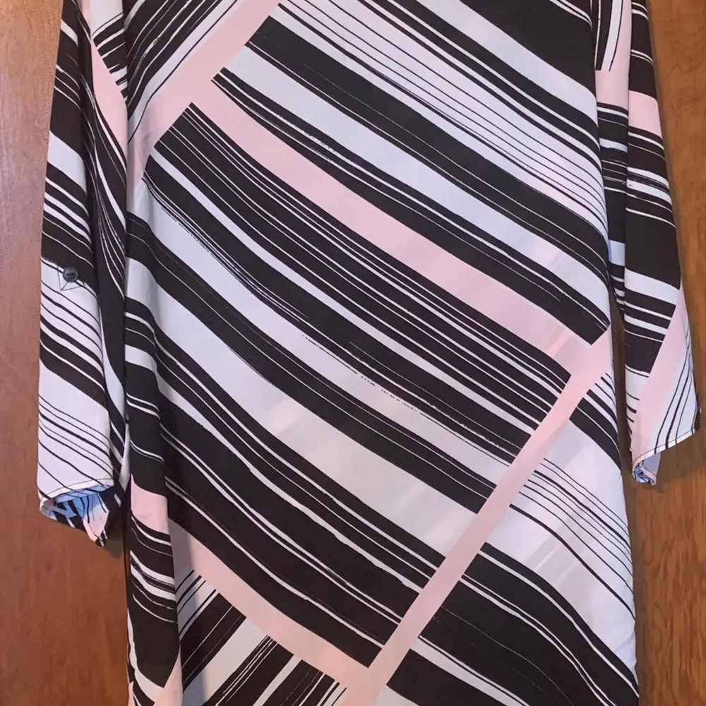 Chico’s high low blouse. Pink/black. Size S - Image 2
