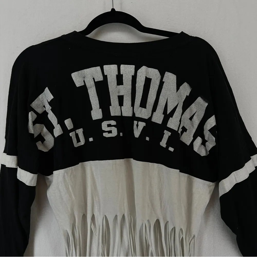 St Thomas USVI Long Sleeve Top Fringe Size XL Black White - Image 4