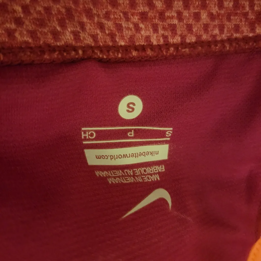Nike  running top size S‎ - Image 2