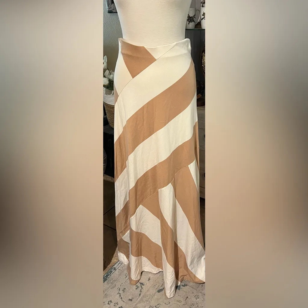 Soft Surrounding thick striped skirt size Medium - Image 2