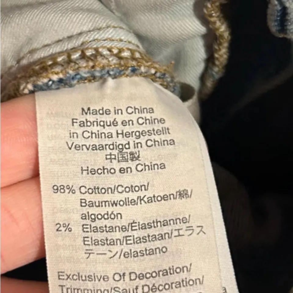 Madewell Classic Blue Jean Shorts - Image 4