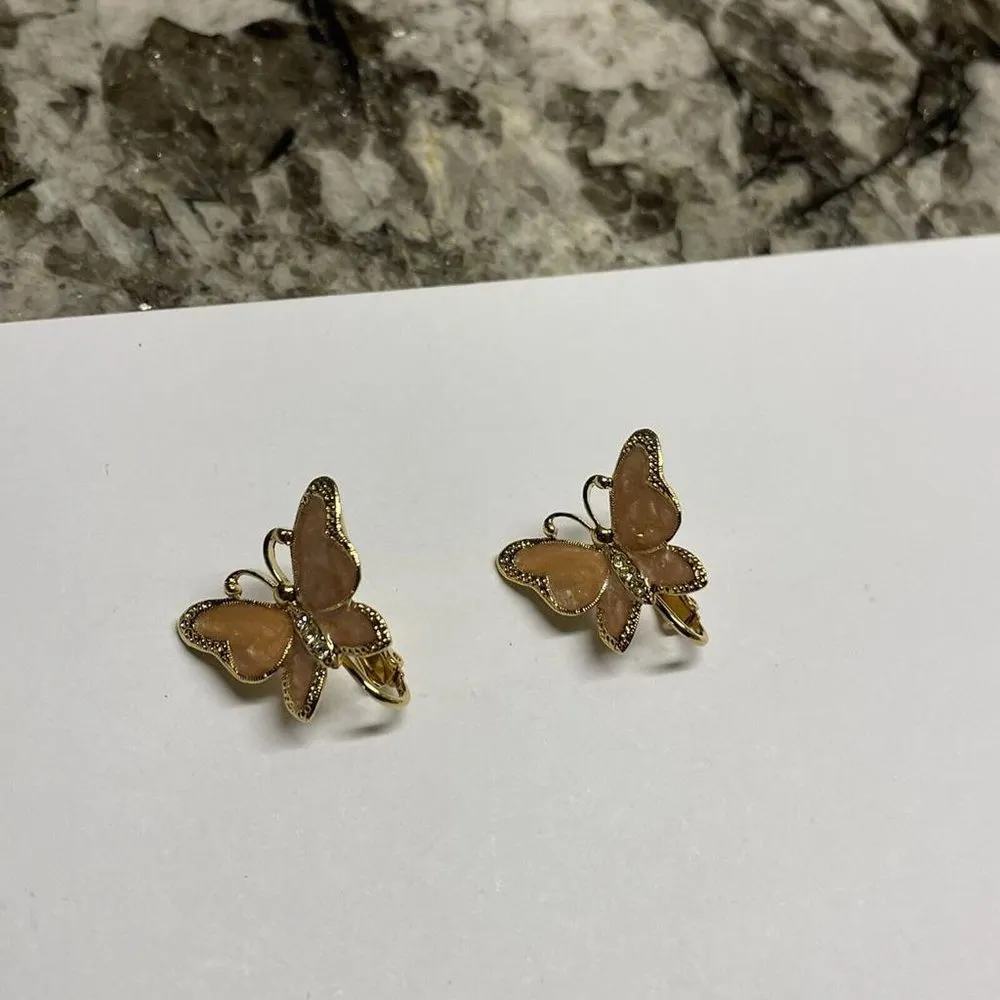 Women's Clip On Earrings Gold Tone Butterfly Insect Pink Enamel / Rhinestone - Image 3