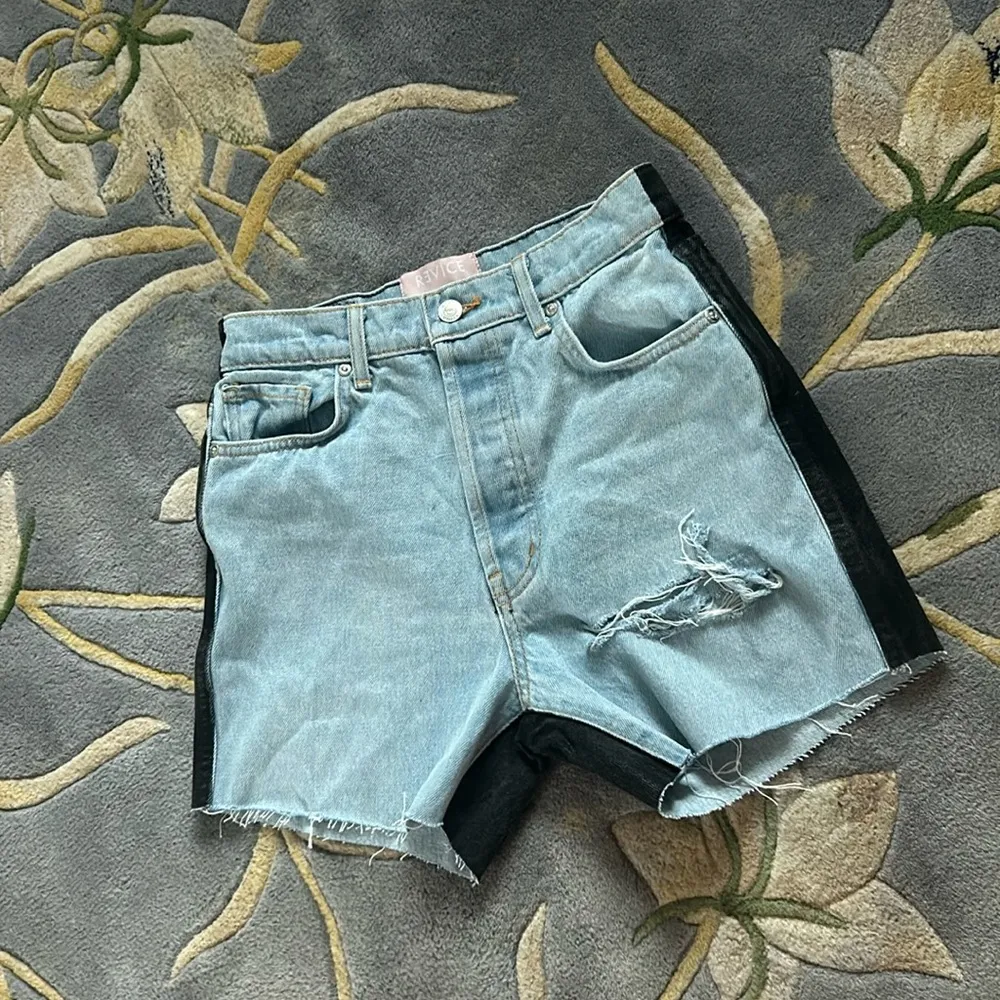 Revice Denim  Two Toned Shorts - Image 7