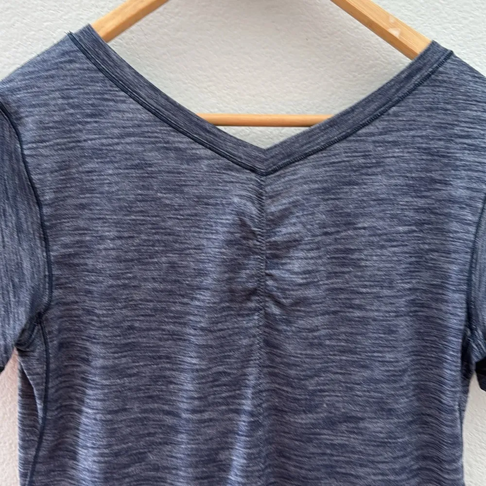 Lululemon Intensi-Tee Heathered Blue Short Sleeve Workout Tee Size Small - Image 7