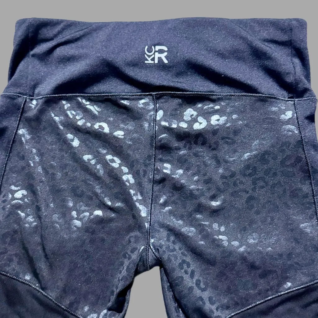 Kenneth‎ Cole Reaction Black Leopard Leggings W/ Mesh Legs Sz Small - Image 6