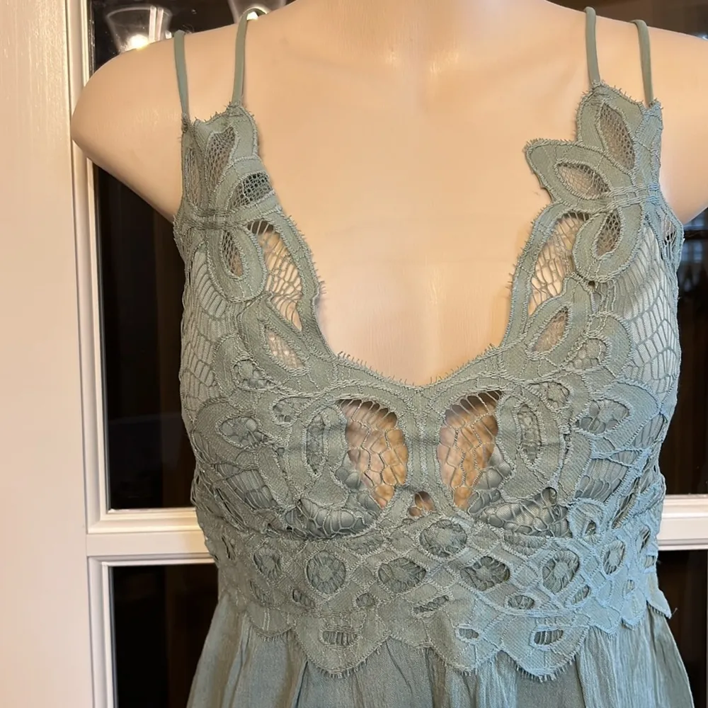 RUE 21 Lace Cami Peplum Top Size Medium Green - $19 - From TERESA RUE 21 Lace Cami Peplum Top Size Medium Green - $19 - From TERESA