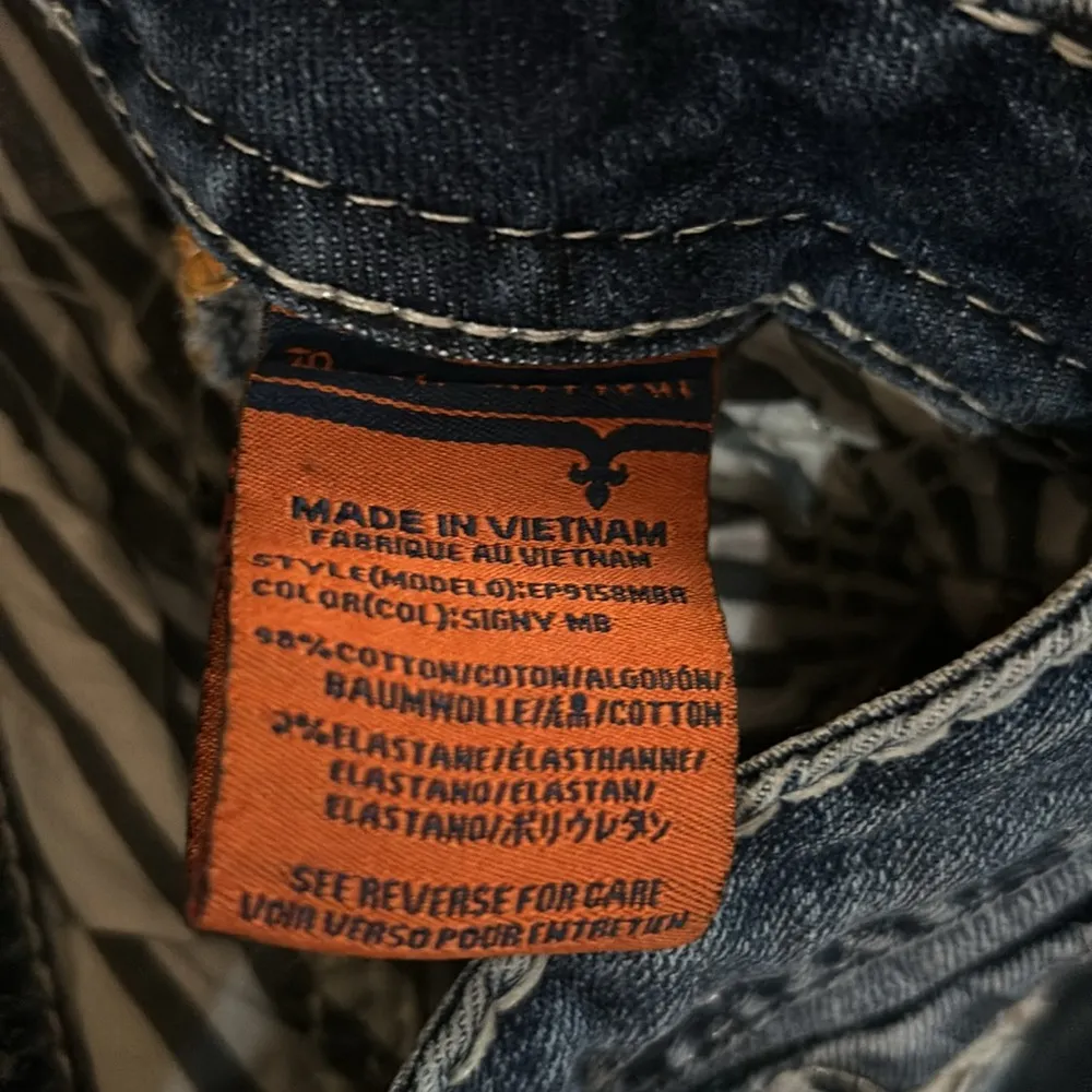 Rock Revival Women’s Signy Mid-Rise Boot Jeans - Image 4