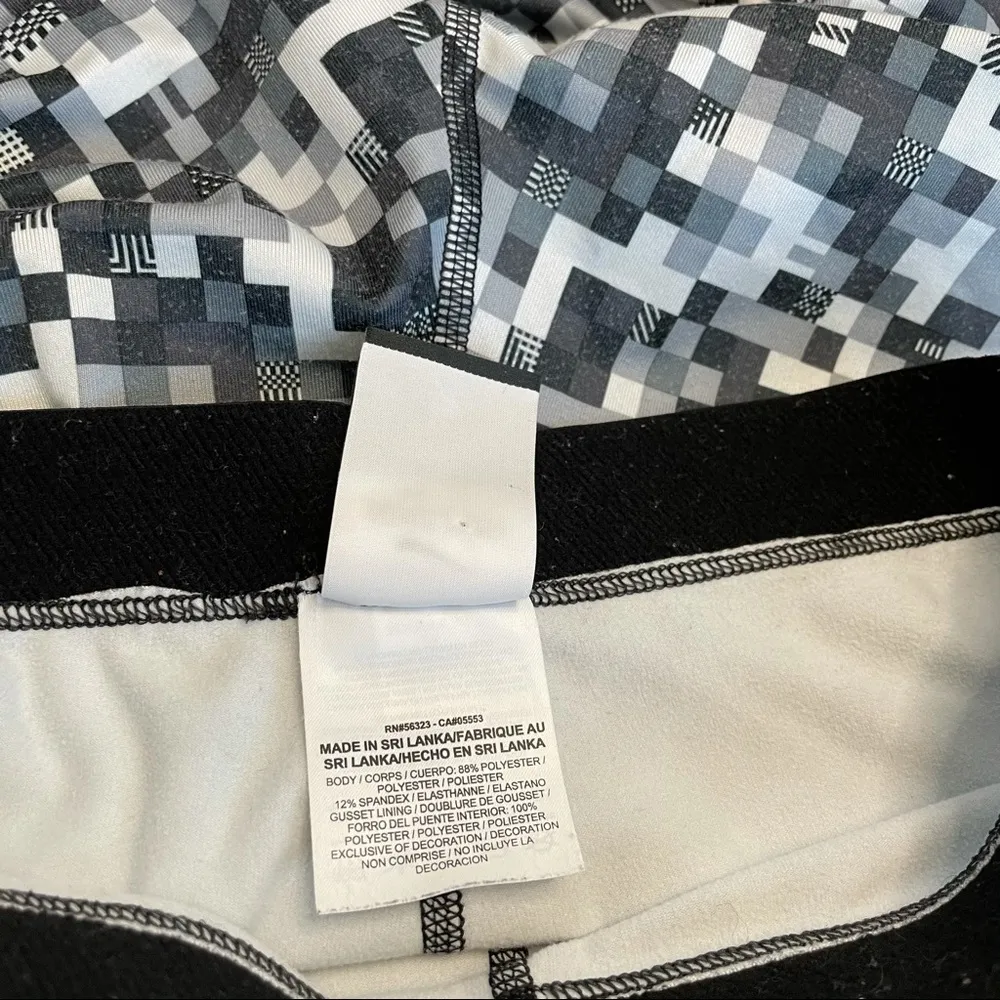 Nike Pro Pixel Camo Print Leggings - Image 7