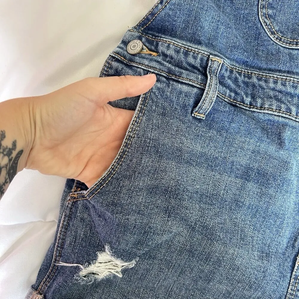 OLD NAVY Womans Medium Denim Overall Shorts Blue Distressed Casual Summer - Image 3