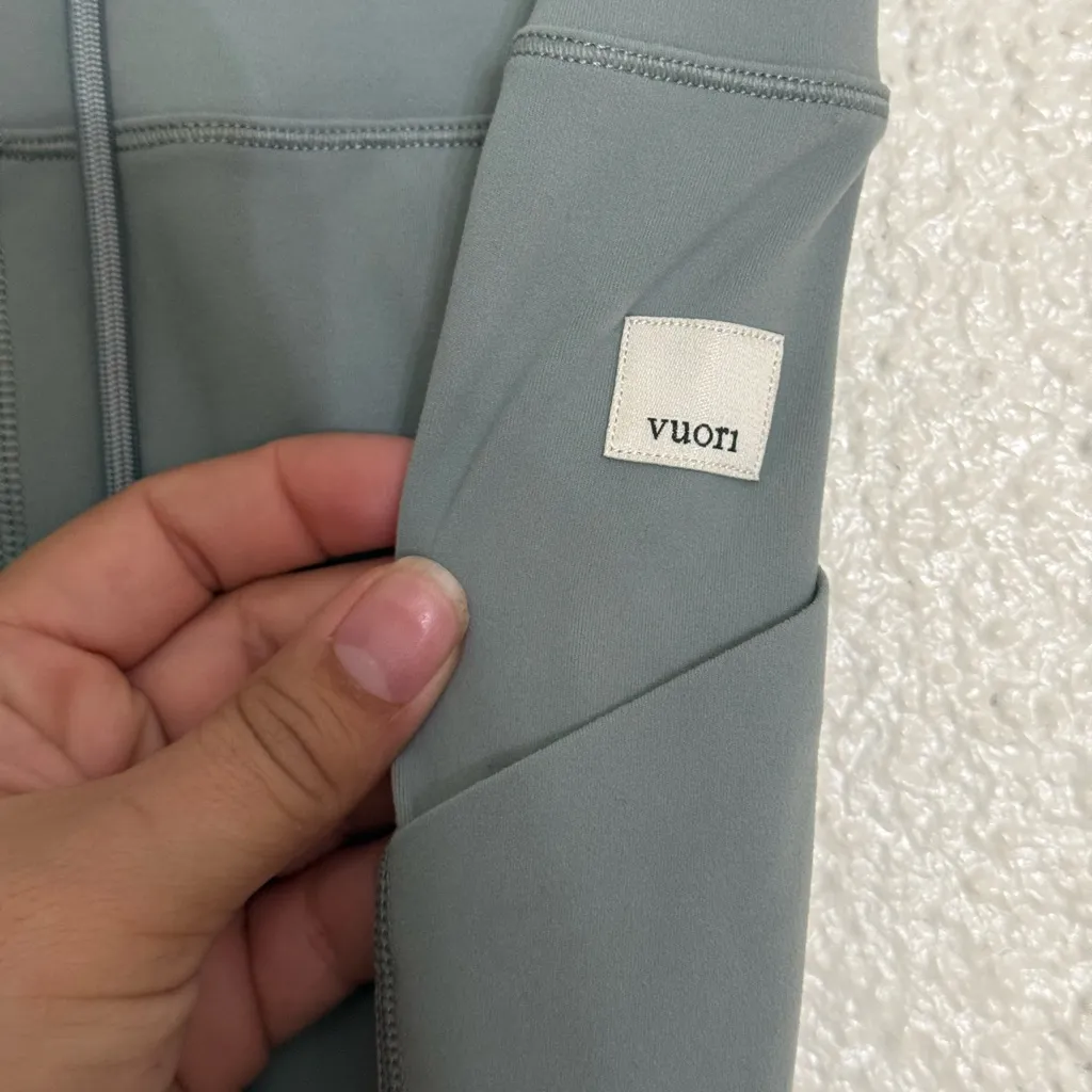 Vuori Daily Pocket Sage Green High-Waisted Leggings size XS - Image 6