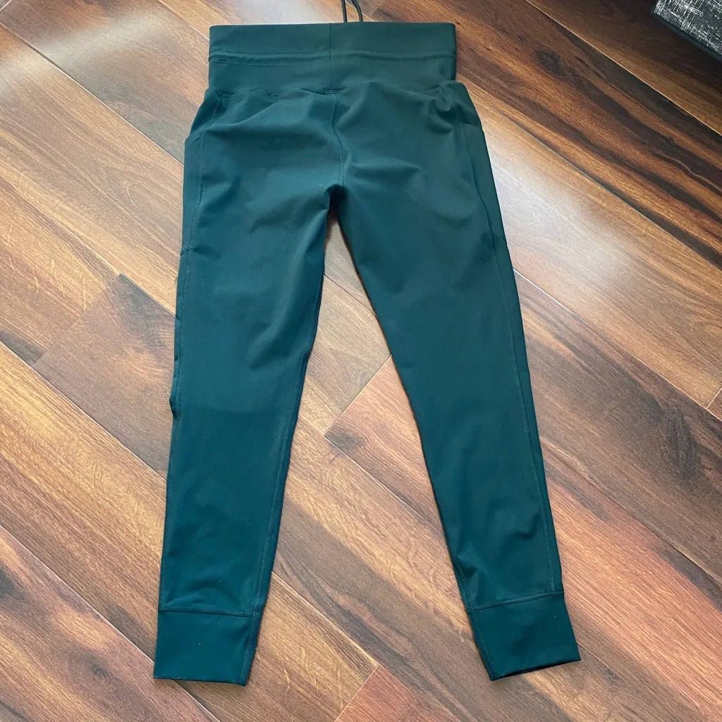 Vuori 2 Pocket Leggings Full Length Deep Hunter Green - Image 4