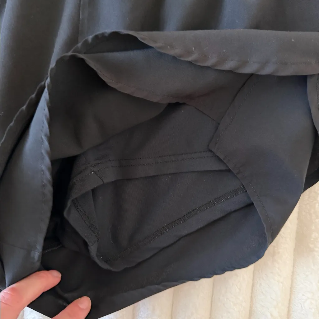 Fabletics Black Women's Shorts - Image 4