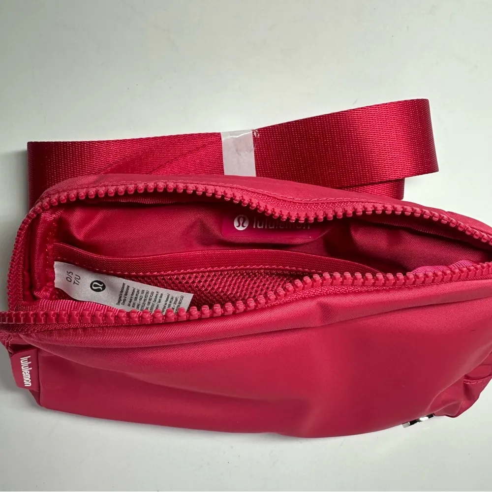 NEW Lululemon Everywhere Belt Bag 1L Cherry Mist Pink NWT Concert Fannie Pack - Image 6