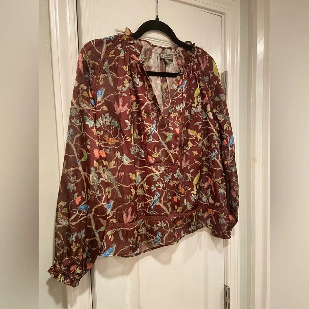 Point Sur Size XS Burgundy Lace Metallic Stripe Bird Print V Neck Peasant Top Purple - Image 5
