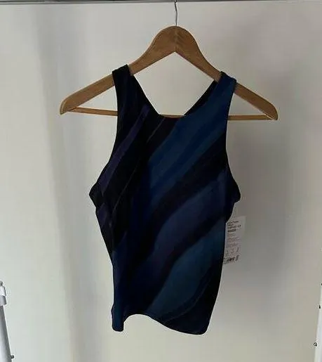 $75 NWT Athleta Lightning‎ Print Support Size Medium - Image 3