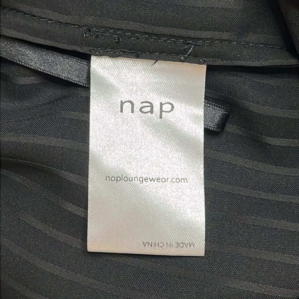 NAP black satin pinstripe wide leg pull on pants, loungewear, size medium - Image 6