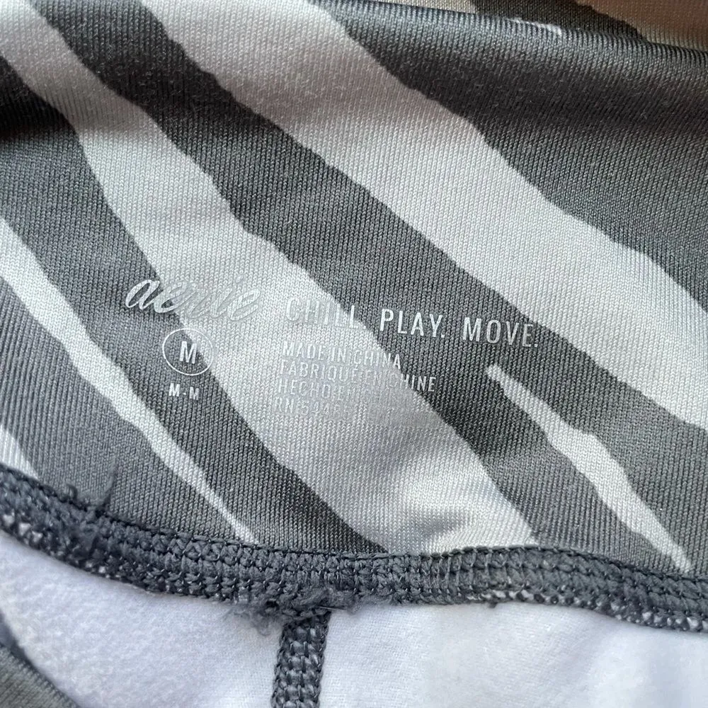 aerie zebra leggings - Image 3