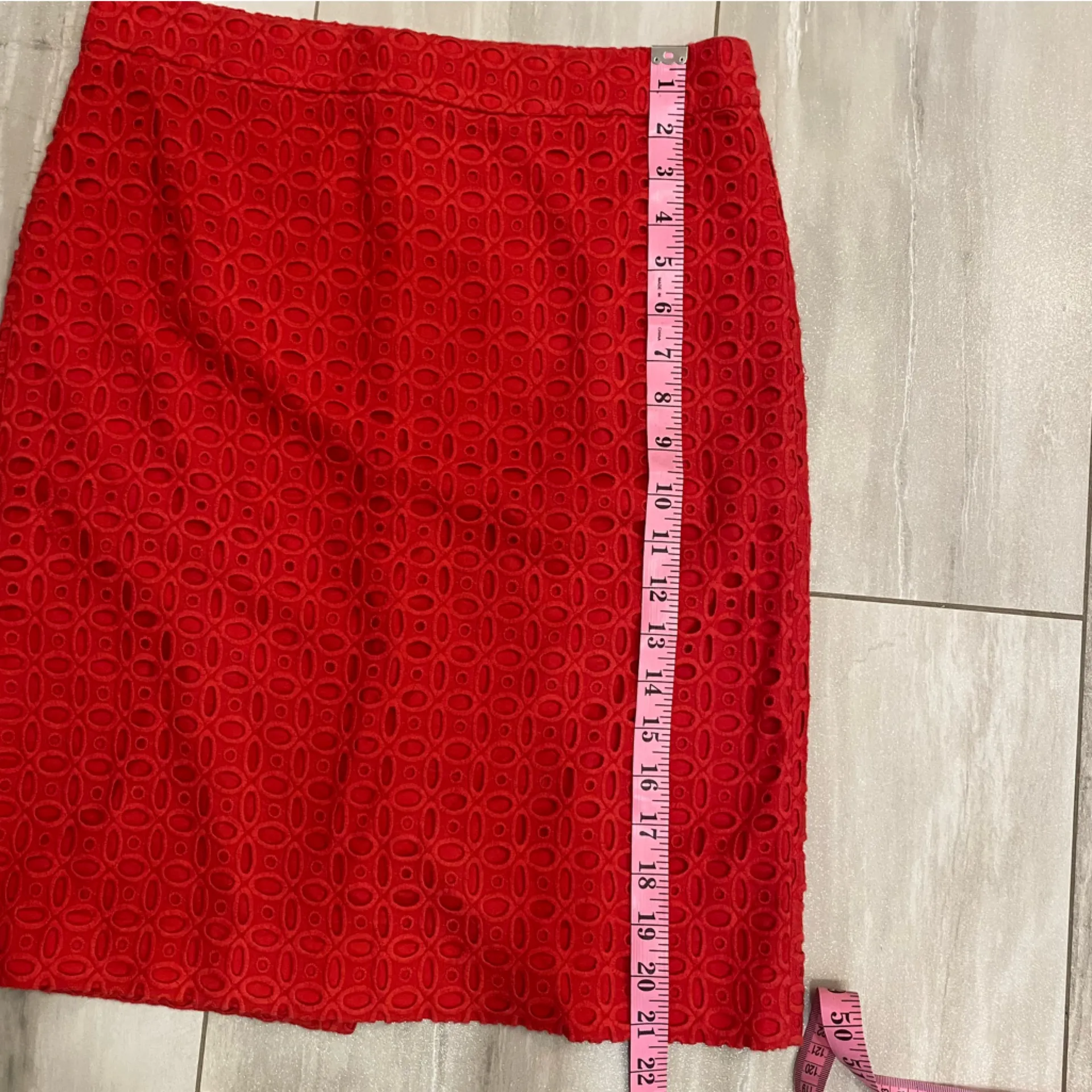 J. Crew No. 2 Pencil Career Skirt in Textured Layered Red Eyelet, Women’s size 2 - Image 6