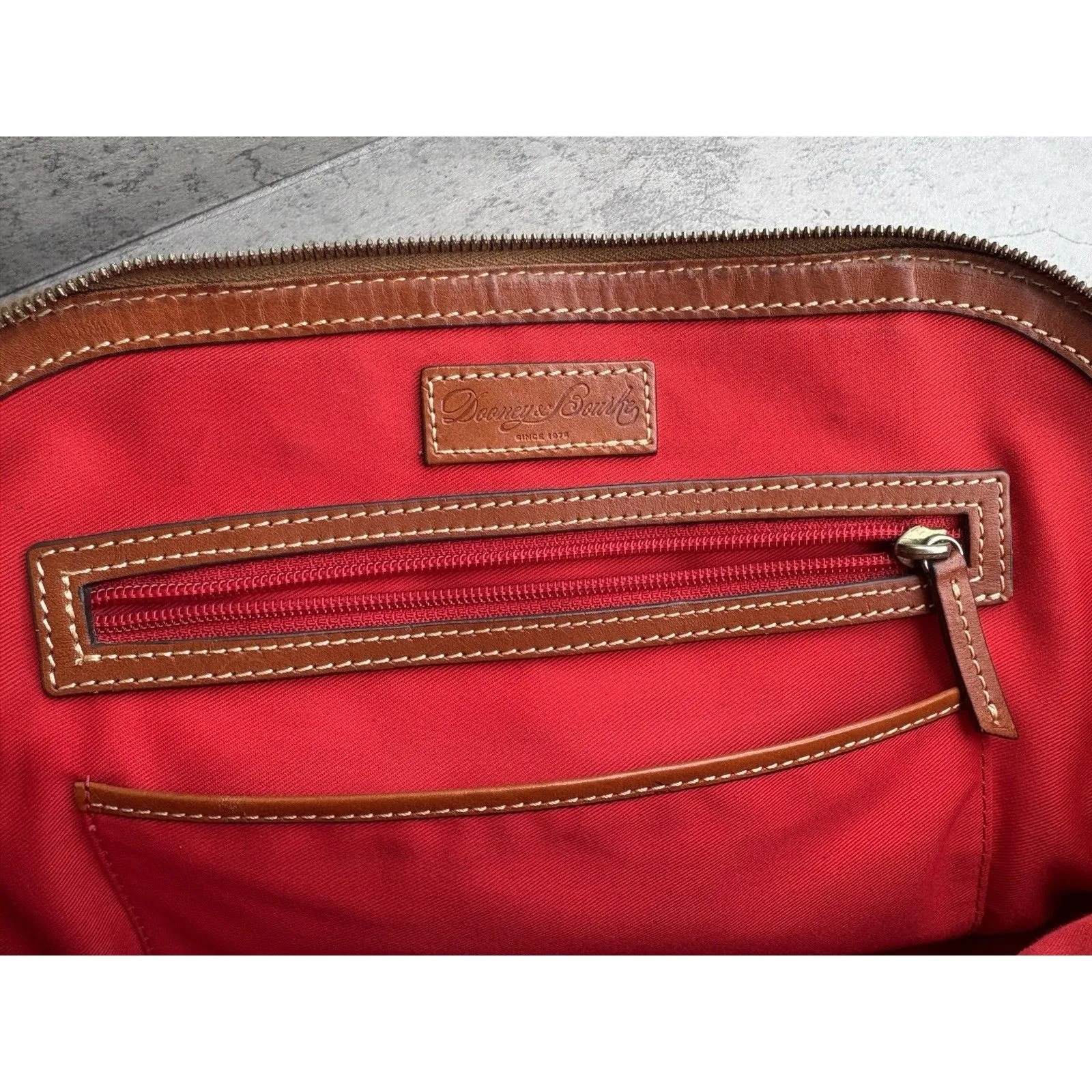 VTG Dooney & Bourke Pebble Grain Zip Leather Dome Satchel Top Handle Bag- Black - Image 10