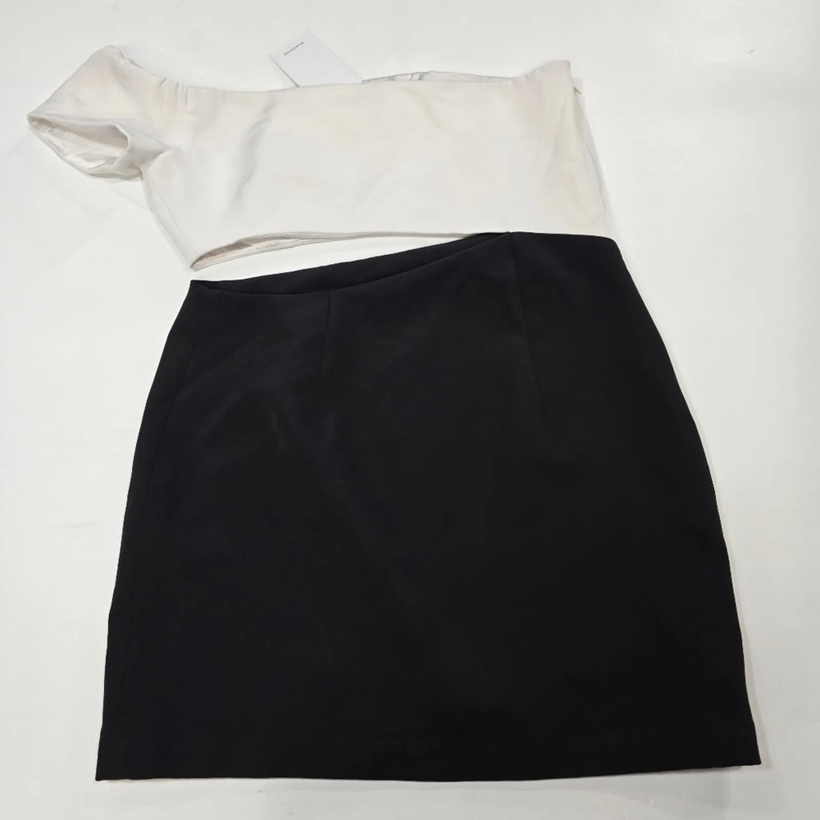 Lovers and Friends Rowan Mini Dress in White & Black Medium - Image 12