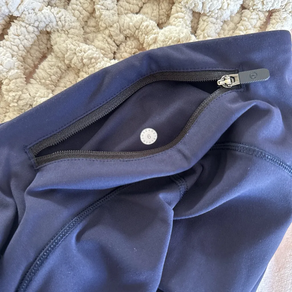 Lululemon blue leggings - Image 5