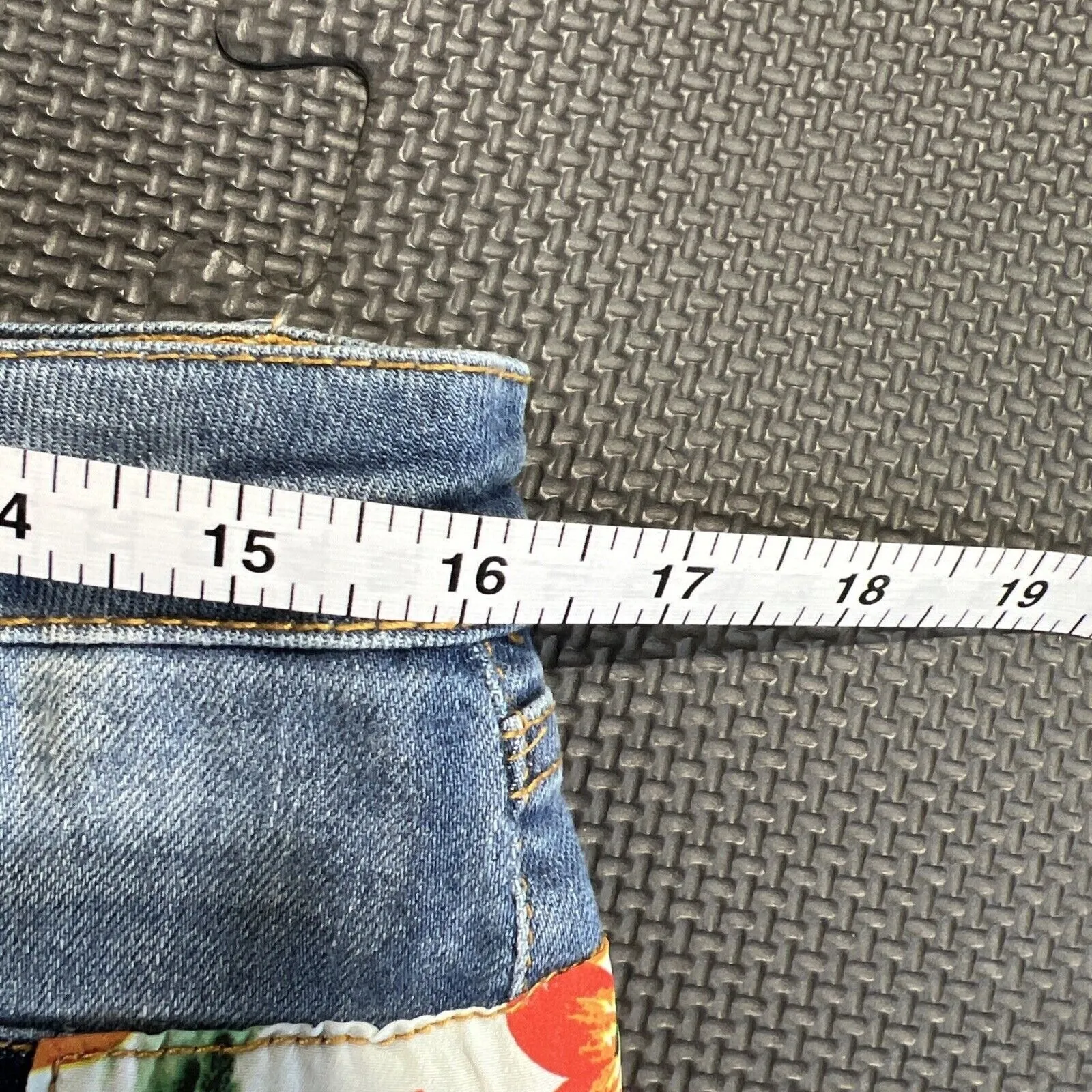 Desigual Patchwork Floral Embroidered Jeans Distressed Boho Festival 28 Artsy - Image 13