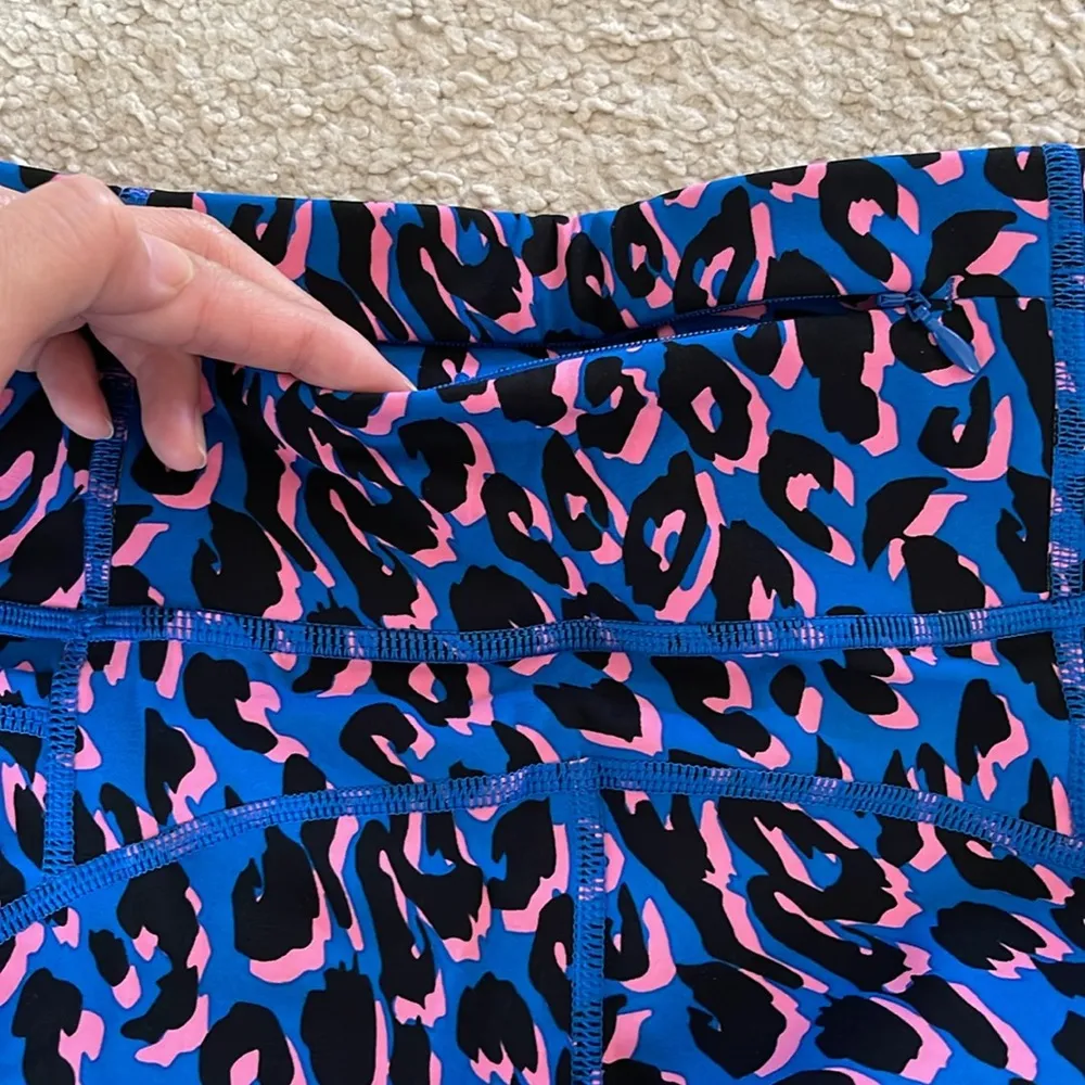 Sweaty Betty Pink Leopard Print Power 7/8 Workout Leggings - XS/0-2 - Image 4