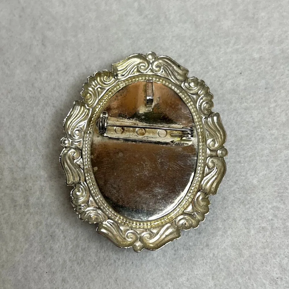 Vintage Fairy Floral Cameo Brooch Pin Pink - Image 3