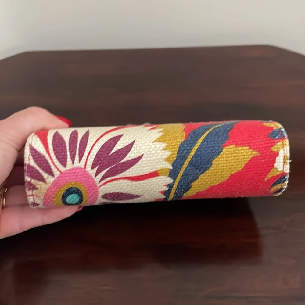 Spartina Floral Red and Blue Coin Purse - Image 3