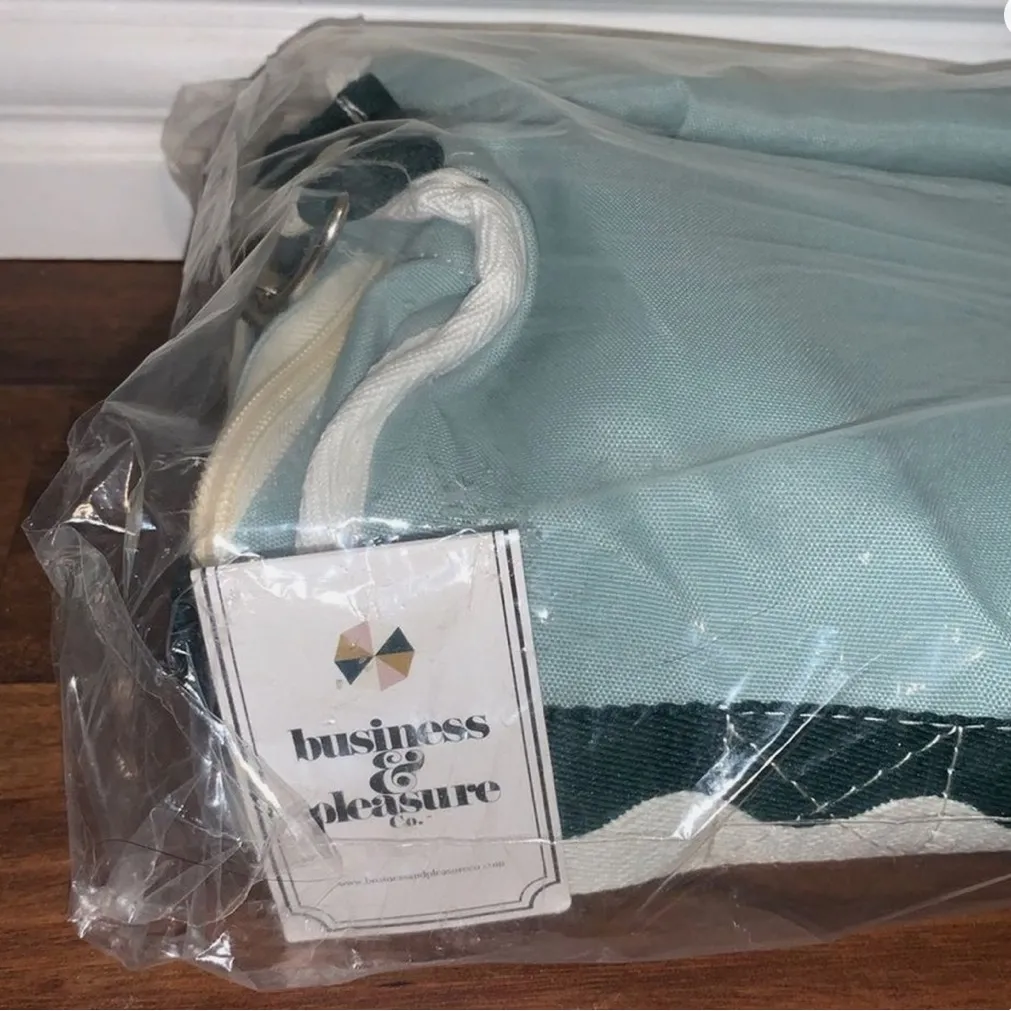 Business & Pleasure insulted tote bag Green - Image 7