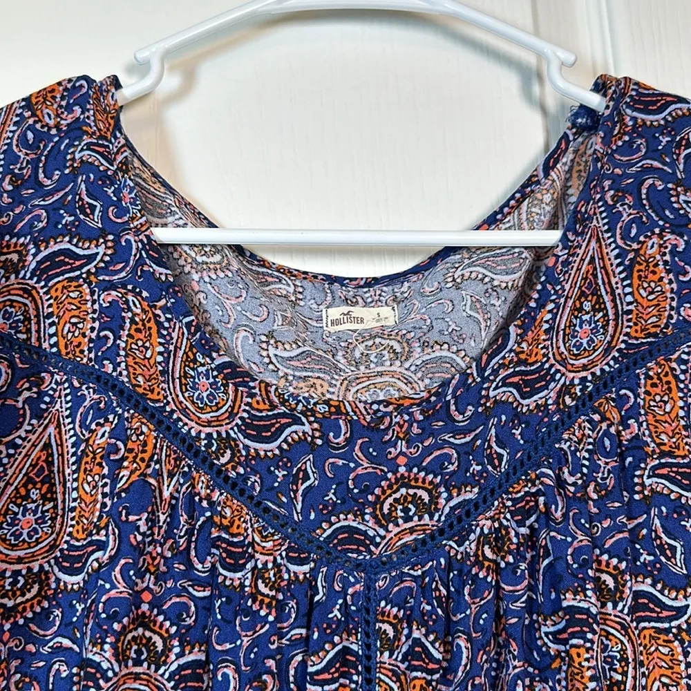 Hollister Bohemian Paisley Flowy Blouse Blue Orange Size Small EUC #0609-OC - Image 4