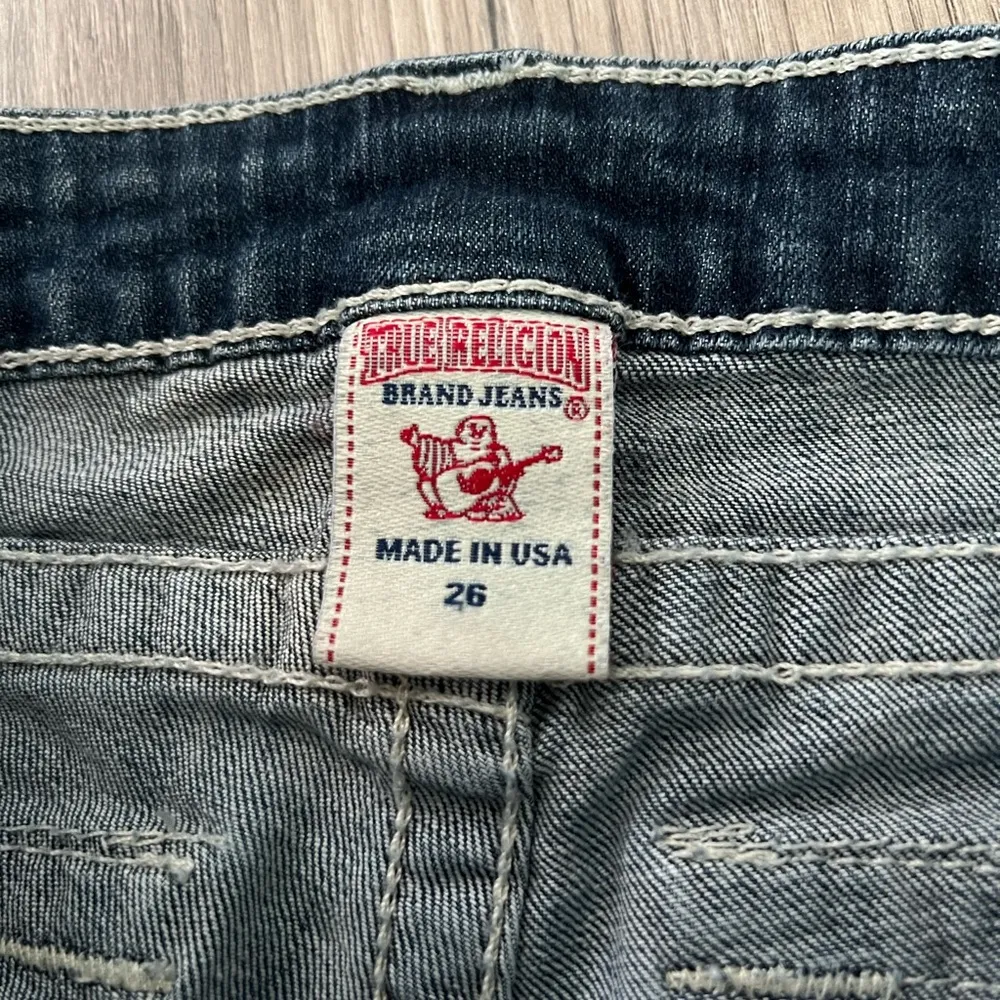 True Religion Vintage ‘90s y2K Skinny Fit Flap Pocket Low Rise Jeans | 26 - Image 4