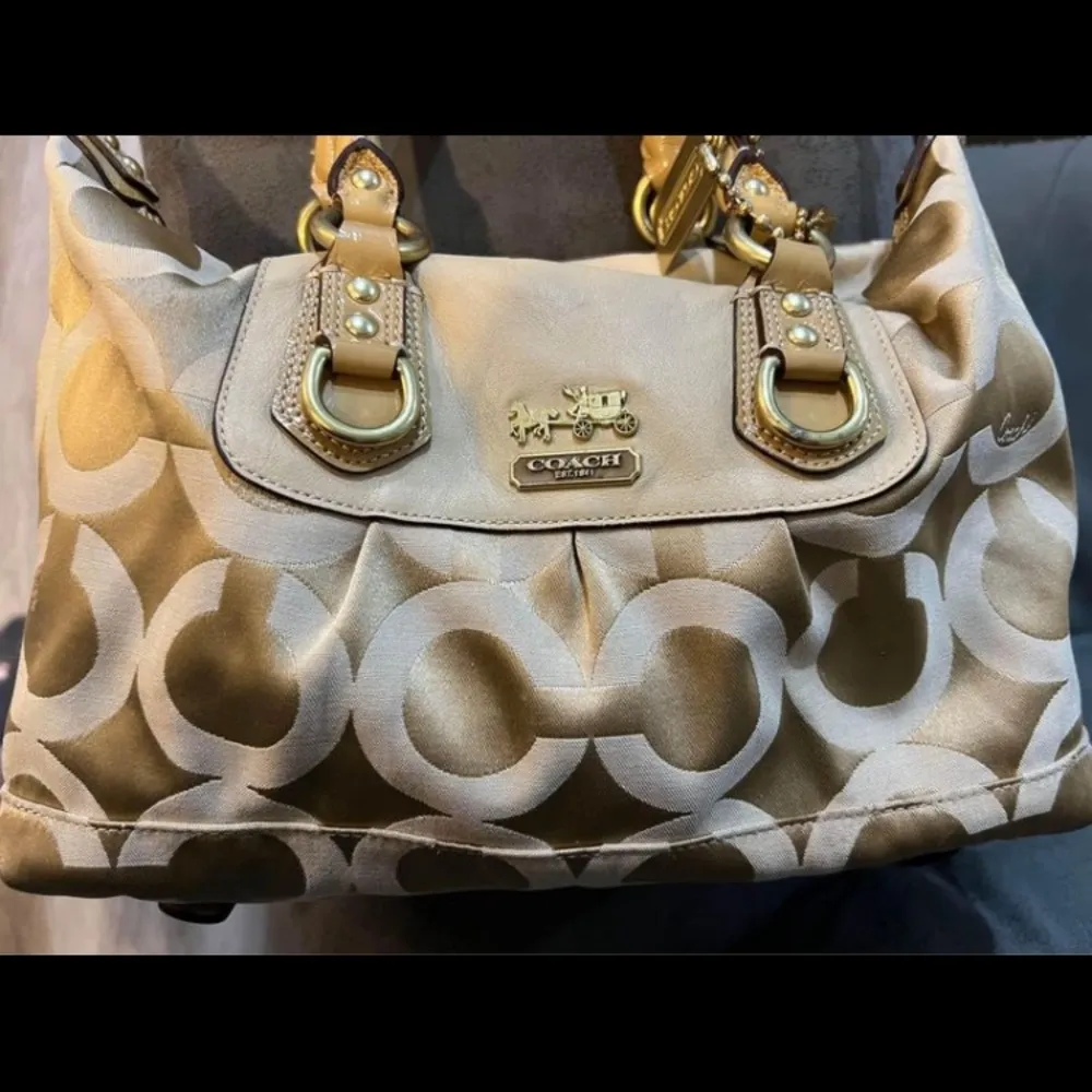 Coach EUC Authentic  Ashley Bag - Image 2