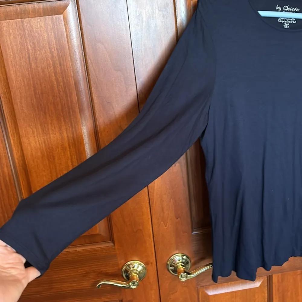 Chico’s blue top size 3 long sleeves - Image 4