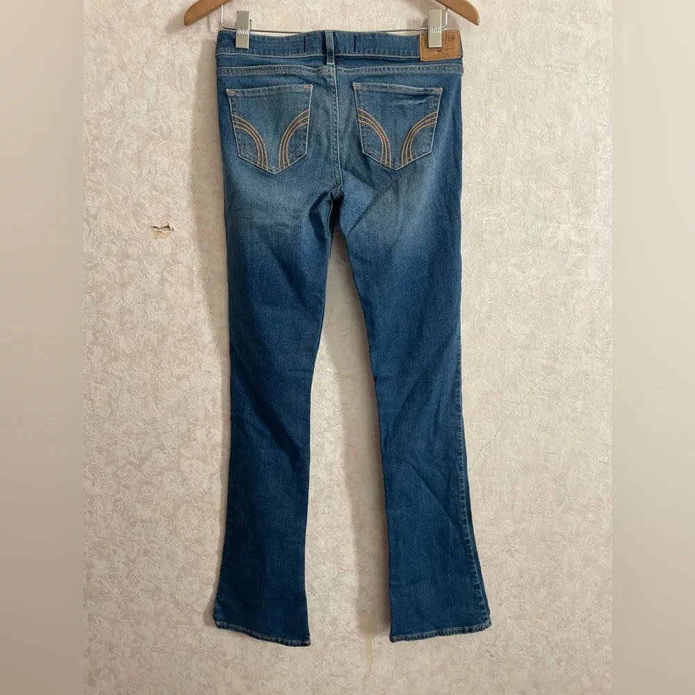 Hollister women's size 5R jeans - Image 5