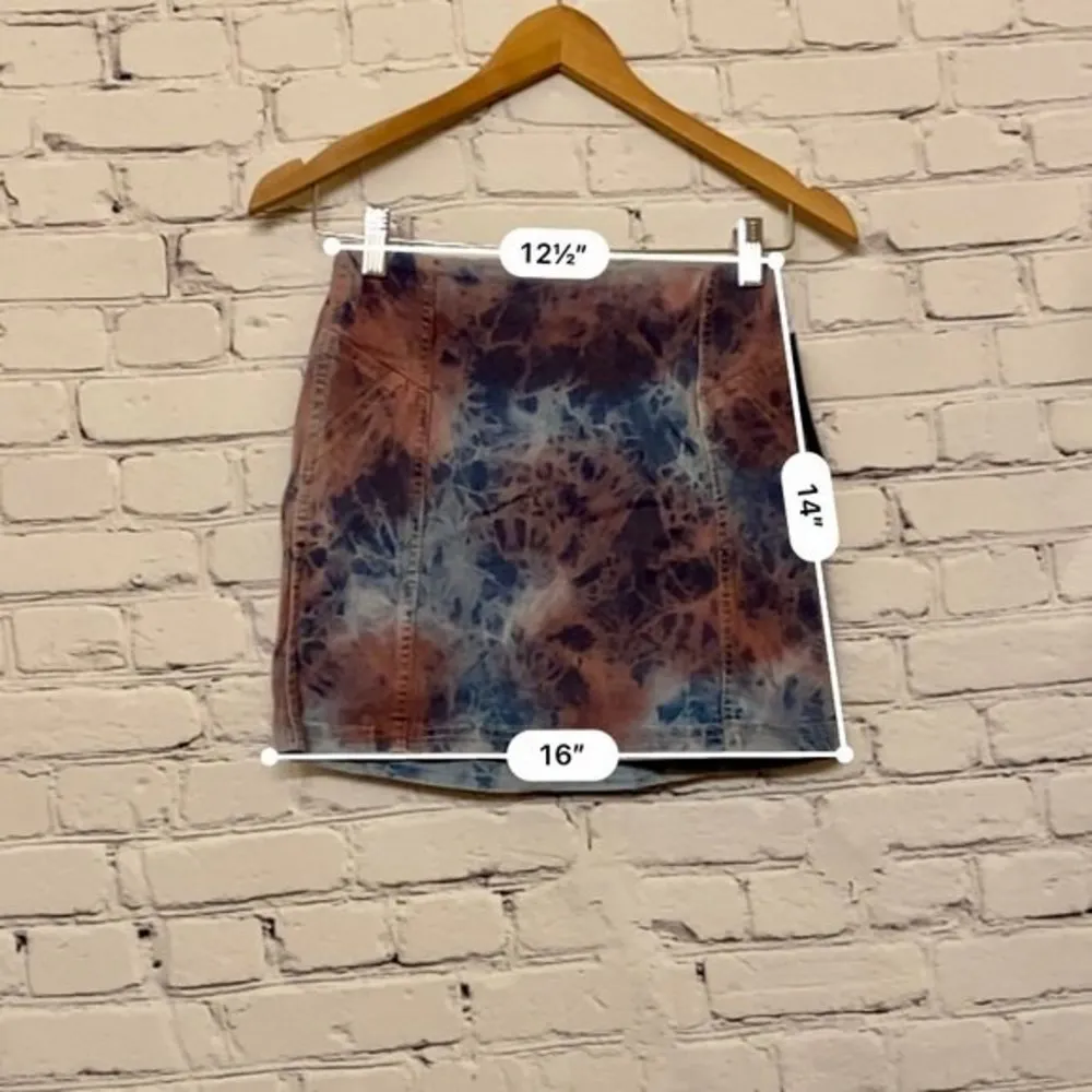 Wild Fable Women’s Seamed Denim Mini Skirt Color Wash Size 00 NWT - Image 6